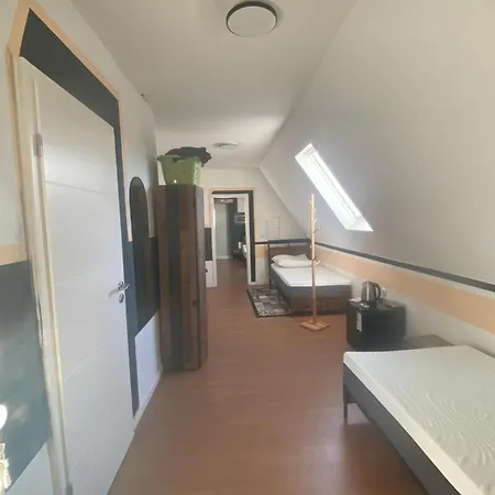 Hostel Hostel
